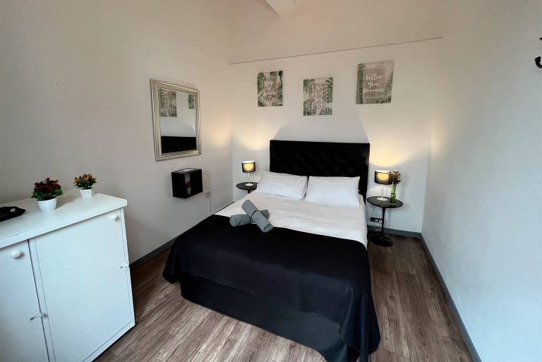 cama matrimonial privada hostel en palermo